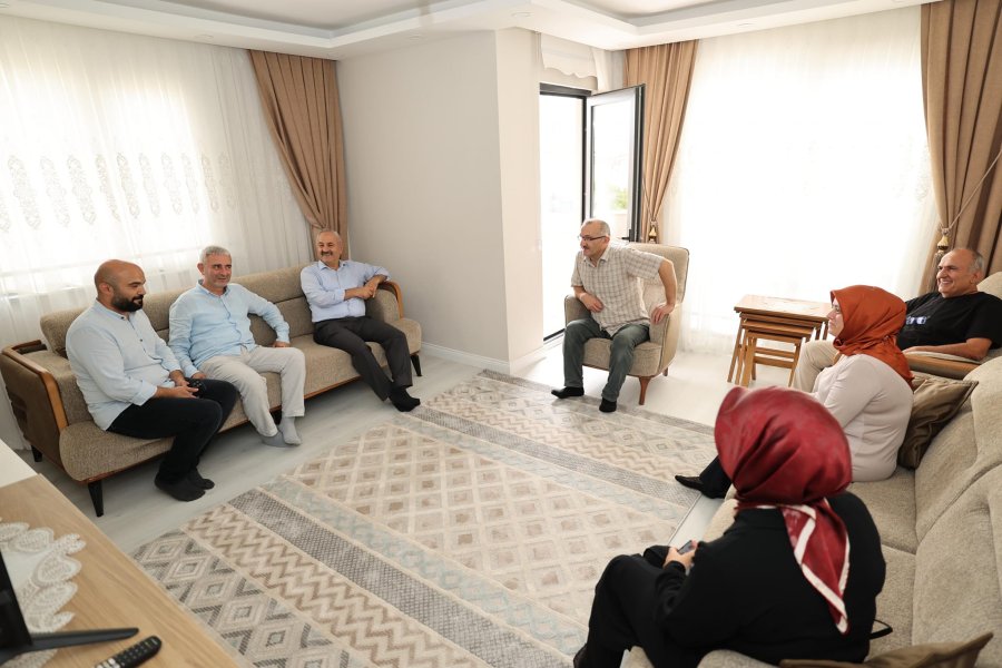 Başkan Büyükgöz’den  Gebzeli Hacılara Ziyaret