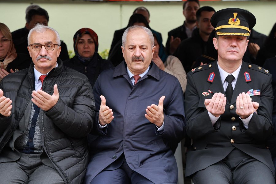 ÇANAKKALE ŞEHİTLERİ GEBZE’DE DUALARLA ANILDI