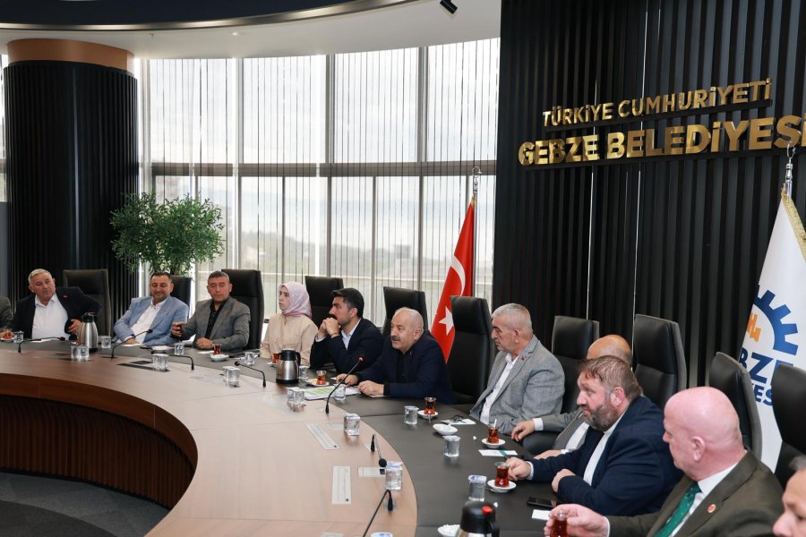 Başkan Büyükgöz Mahalle Muhtarlarıyla Bir Araya Geldi