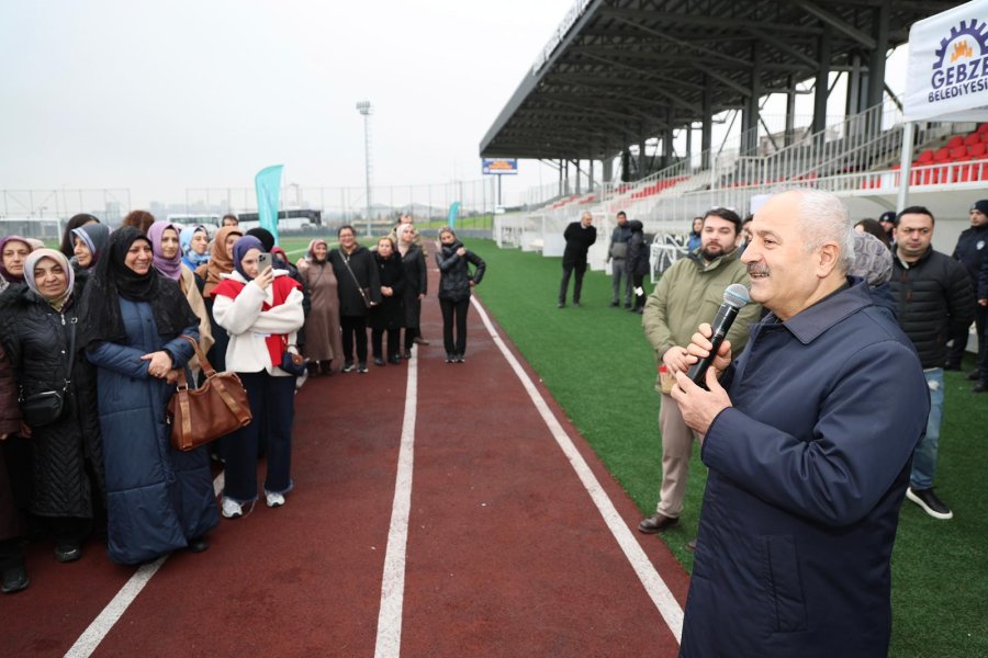 BAŞKAN BÜYÜKGÖZ: “SPOR HER YAŞTA HAYATIN VAZGEÇİLMEZİDİR”