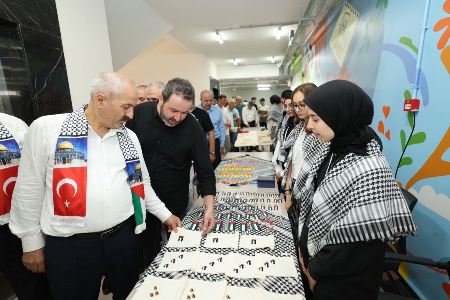 Başkan Büyükgöz Gazze Sergisi’nin Açılışını Gerçekleştirdi