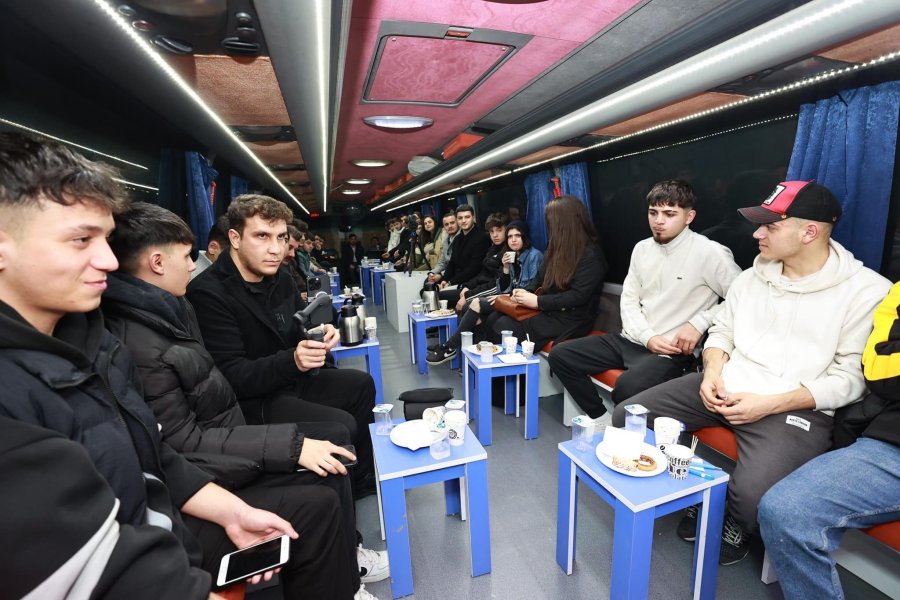 Gebze’de Gençlik Sordu Büyükgöz Cevapladı