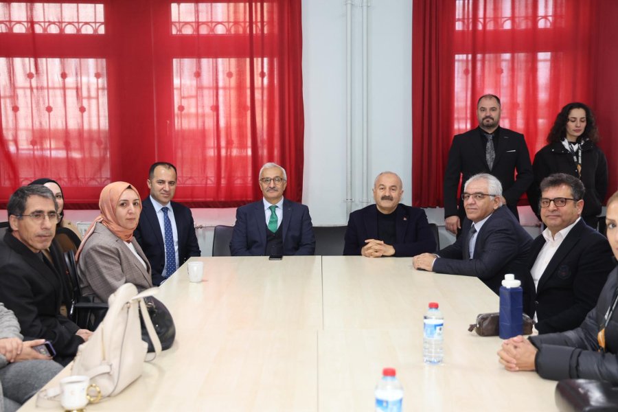 Başkan Büyükgöz ve Kaymakam Özyiğit’ten Okullara Ziyaret