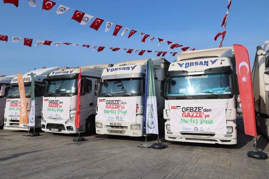 Gebze’den Gazze’ye Kardeşlik Eli: 10 Tır Yardım Dualarla Yola Çıktı