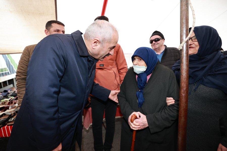 Başkan Adayı Büyükgöz her yerde 