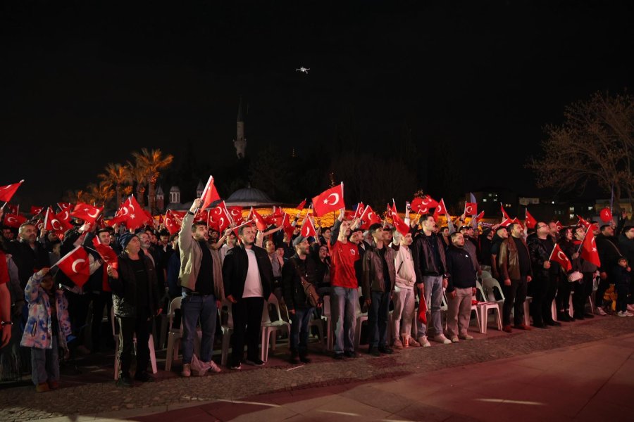 Tarihi Zafer Gebze Kent Meydanı’nda Coşkuyla Kutlandı