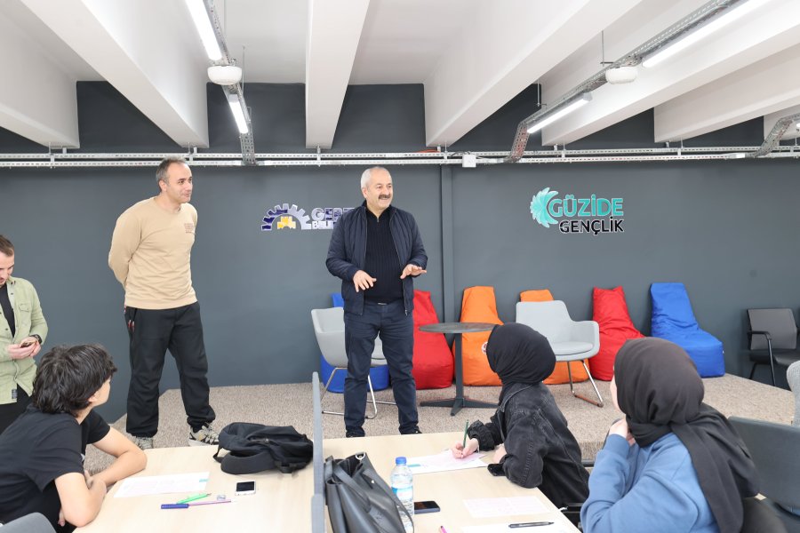 GEBZELİ ÖĞRENCİLERİN GÜZİDE GENÇLİK MERKEZİ VAR
