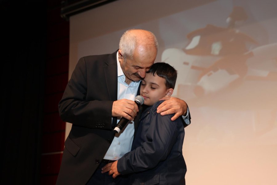 Gebze Belediyesinden Ara Tatil Etkinliği: “Harika Kanatlar Dünya Turu” Çocuklarla Buluştu