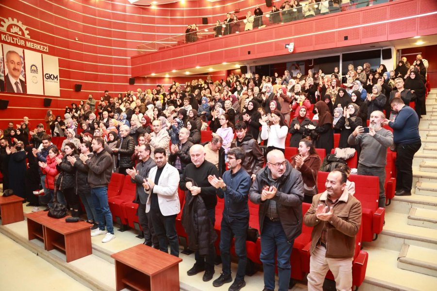 GKM’de “Gazze’nin Kadınları” Ayakta Alkışlandı