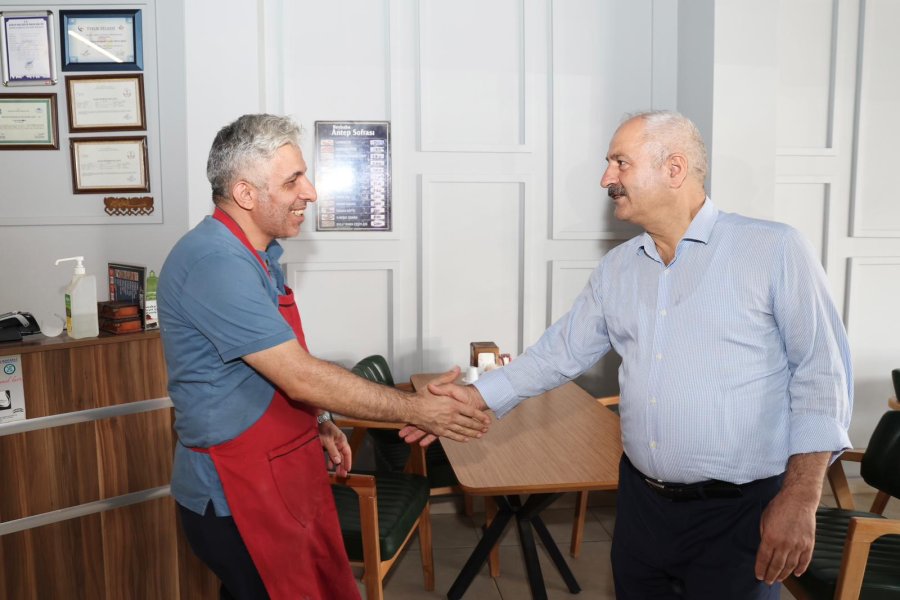 Başkan Büyükgöz’den Güzeller Mahallesi Esnafına Ziyaret