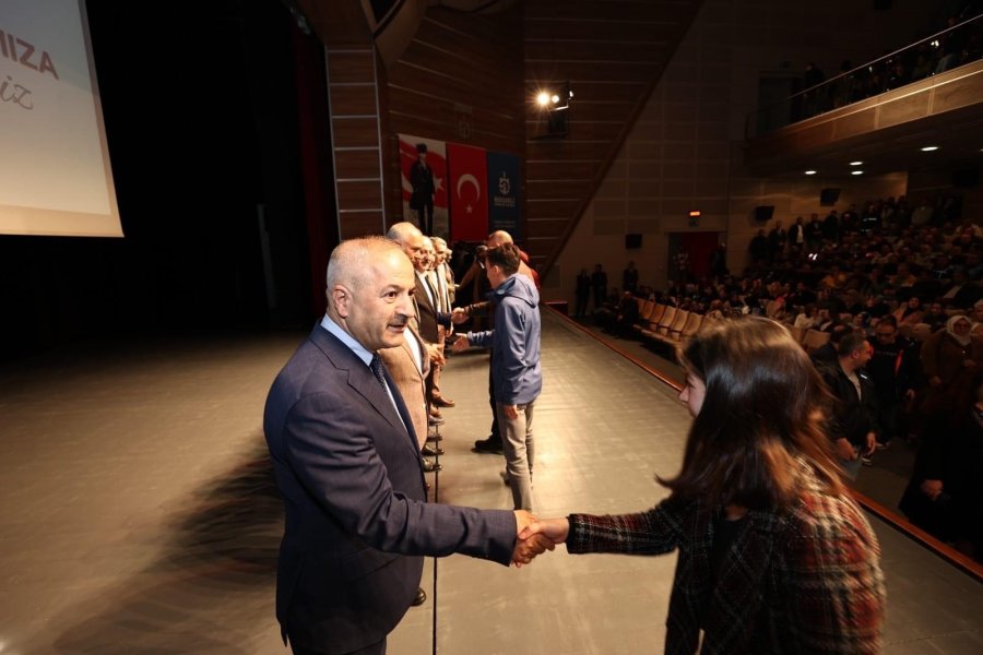 Başkan Büyükgöz, Mesai Arkadaşlarıyla Bayramlaştı