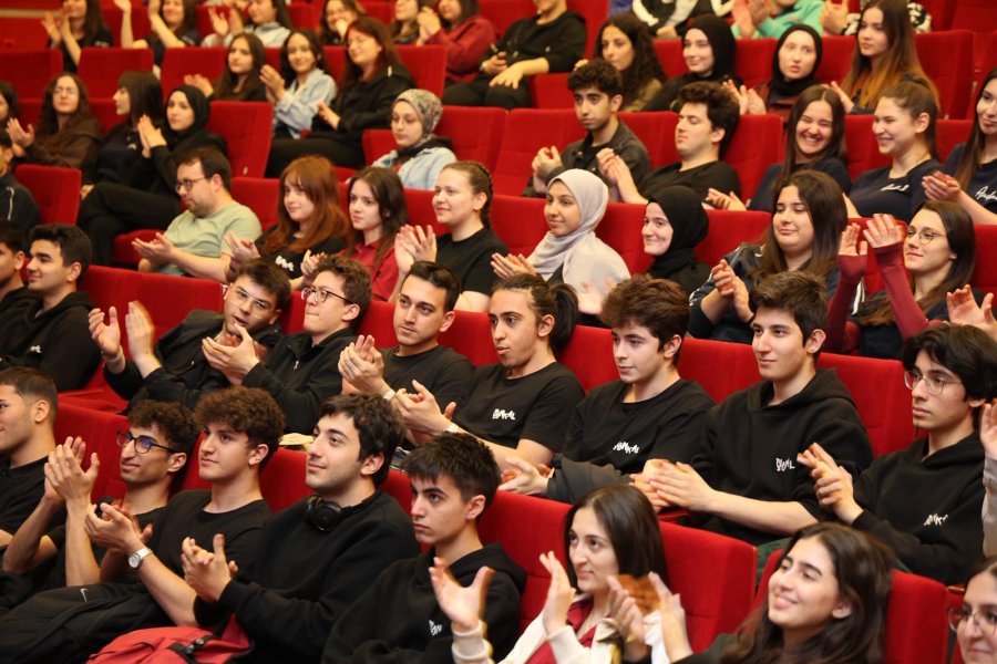 GKM’de Sınav Maratonuna Hazırlanan Öğrencilere Özel Söyleşi