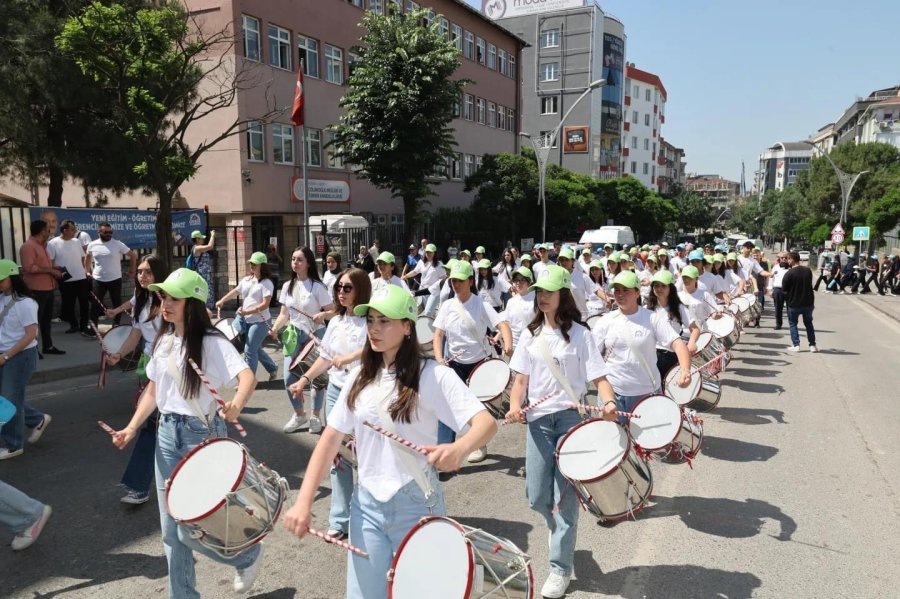 Gebze’de ‘Çevreni Koru Geleceğe Hayat Ver’ Şenliği