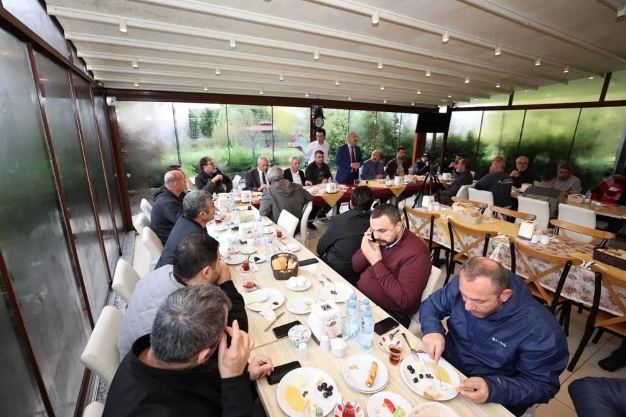 Başkan Büyükgöz sanayi esnafıyla buluştu  