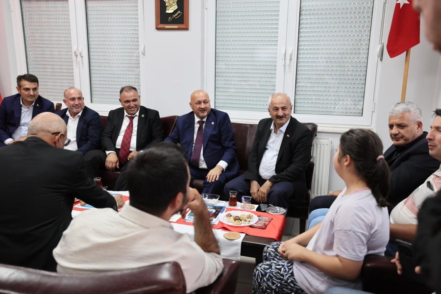 Başkan Büyükgöz ve Milletvekili Kurt’tan Şehit Ailesine Ziyaret