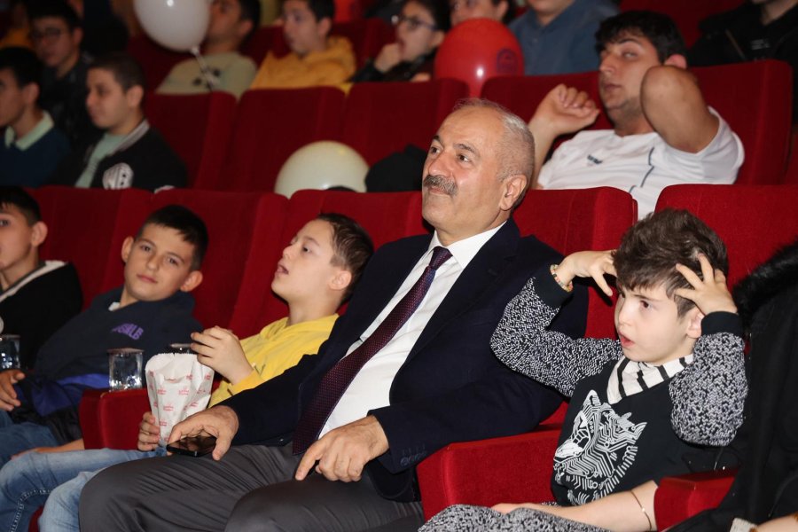 Gebzede Özel Çocuklar İçin Sinema Etkinliği