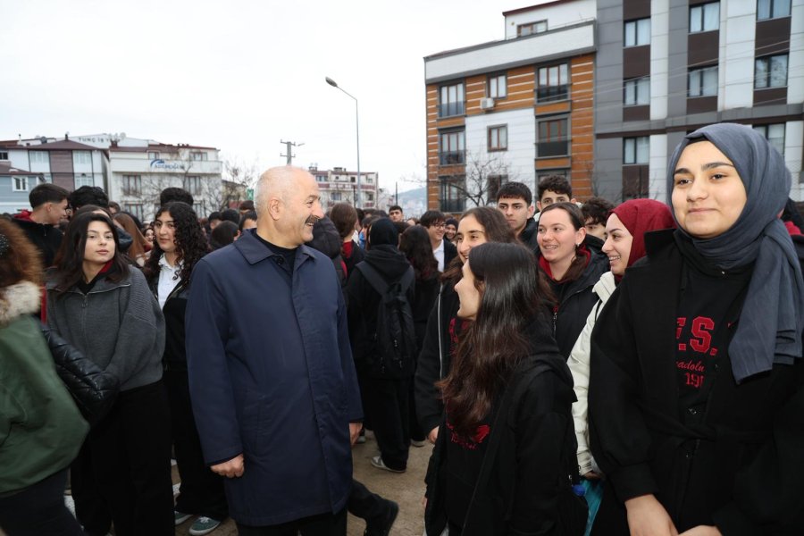 Başkan Büyükgöz ve Kaymakam Özyiğit’ten Okullara Ziyaret