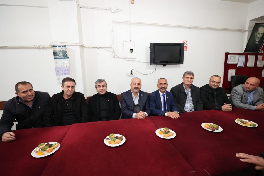 Başkan Büyükgöz’den dernek ziyaretleri