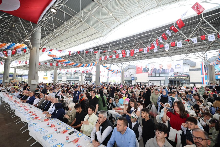 Gebze Belediyesi’nden Geleneksel Sünnet Şöleni