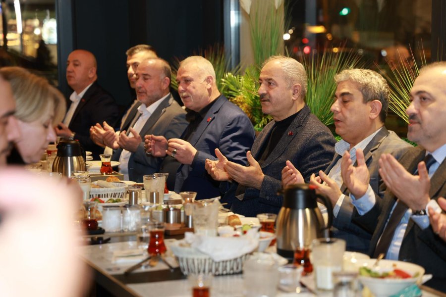 STK’ları Buluşturan İftar Gebze’de Gerçekleşti