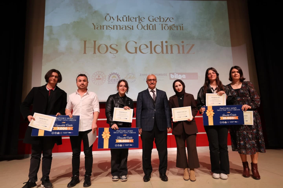 Öykülerle Gebze Yarışmasında Ödüller Protokolden