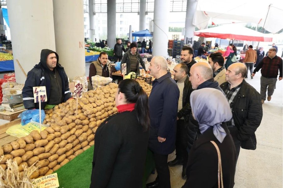 Cumhur İttifakı Adayı Büyükgöz’den Pazarcı Esnaflarına Hayırlı İşler 