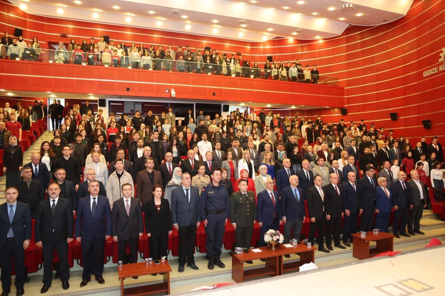 GEBZE’DE ÖĞRETMENLER GÜNÜ COŞKUSU