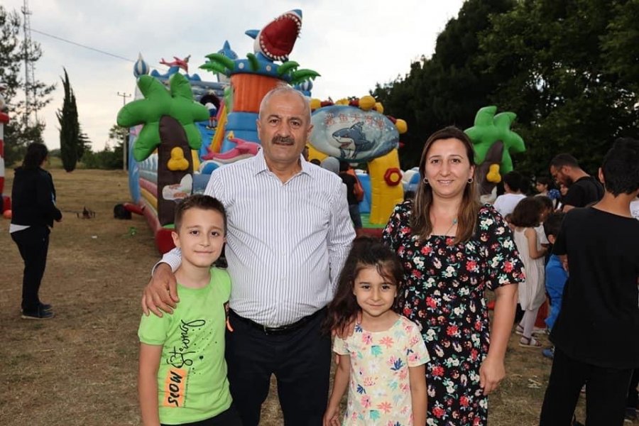 Başkan Büyükgöz mesai arkadaşlarını piknikte ağırladı