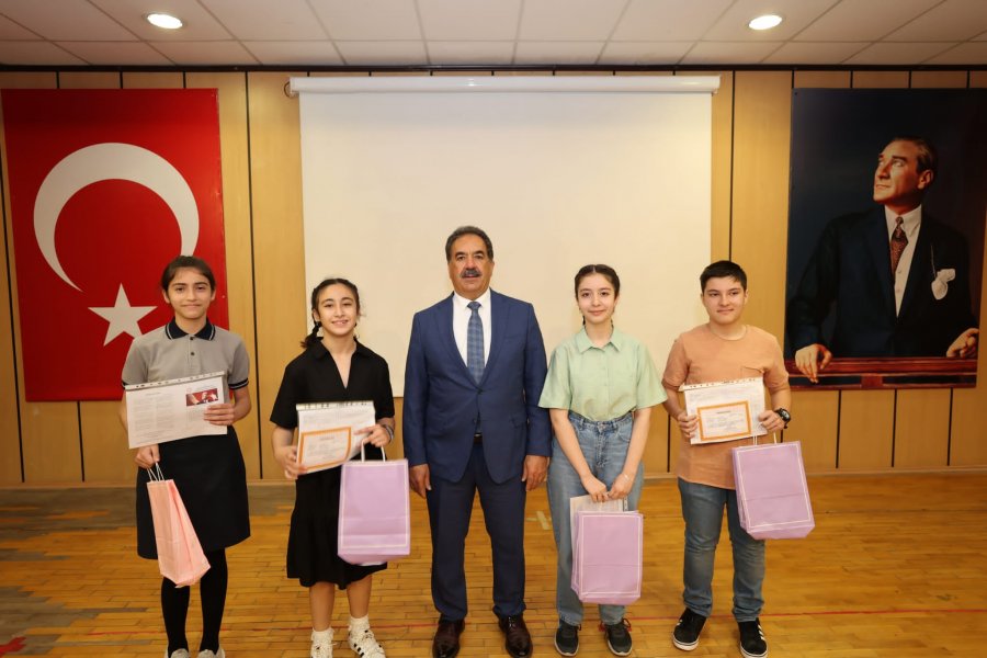 Gebzeli Öğrencilere Karneler Protokolden