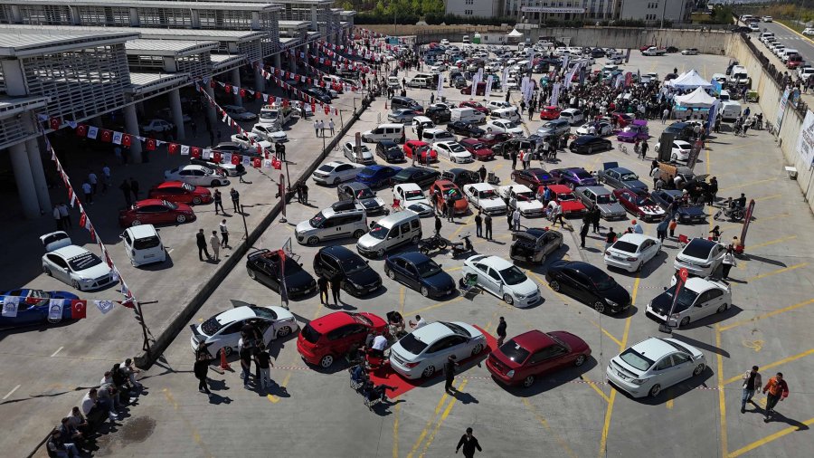 Gebze’de Modifiyeli Araçlar Festivali Yapıldı