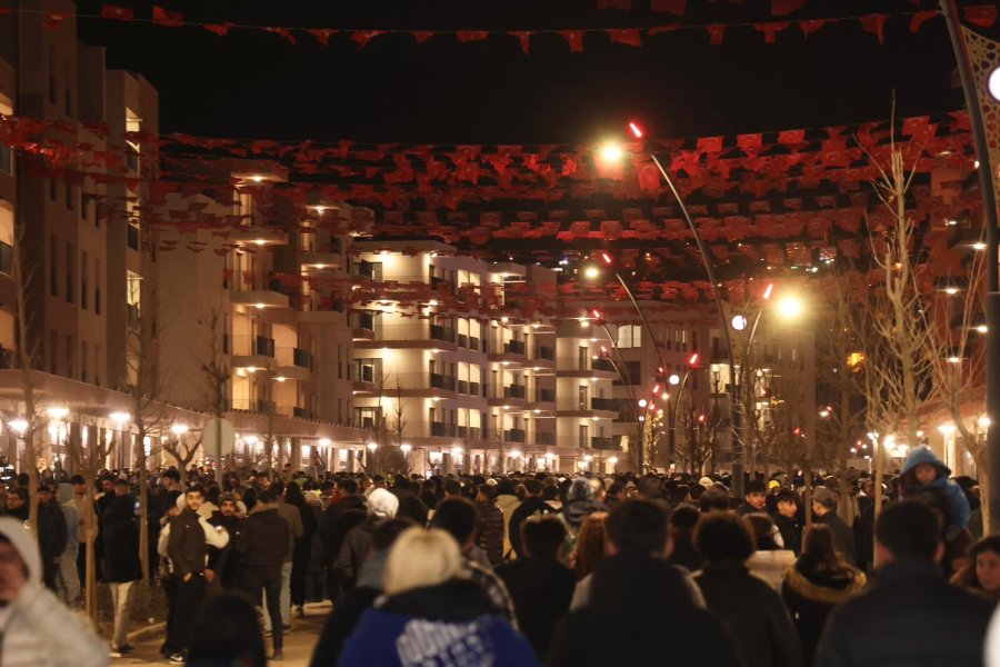 BAŞKAN BÜYÜKGÖZ, HATAY’DA DEPREM ŞEHİTLERİNİ ANDI