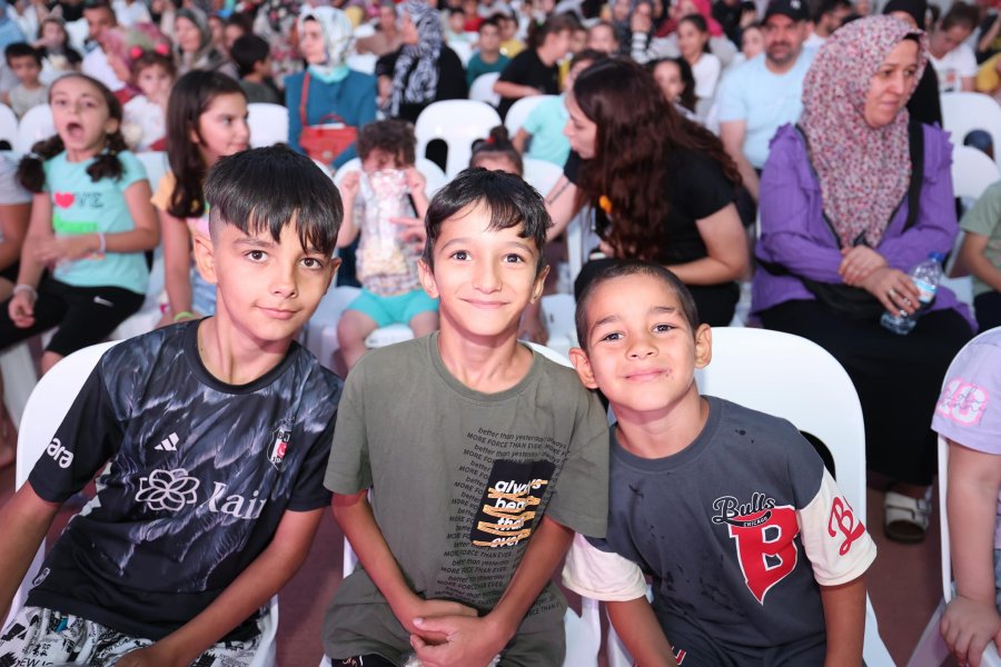 Uluslu Çocukların Sinema Keyfi