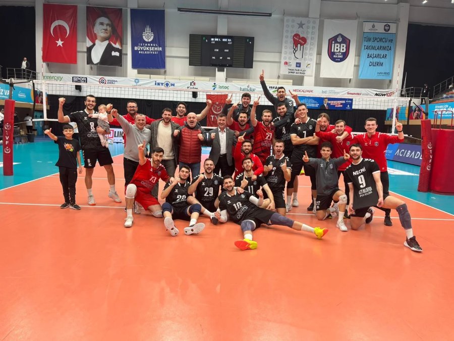 GEBZENİN EFELERİ DEPLASMANDAN LİDER DÖNDÜ