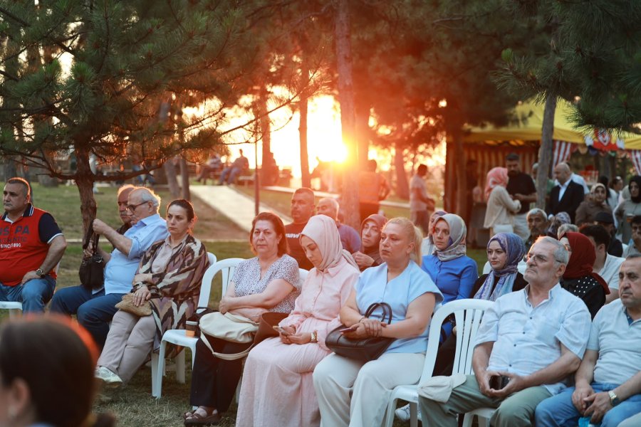 Vatandaş Soruyor, Başkan Cevaplıyor Bu Kez Çamlık Parkı'ndaydı