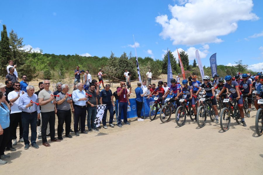 Gebze Uluslararası Dağ Bisikleti Kupası’nda Nefesler Kesildi