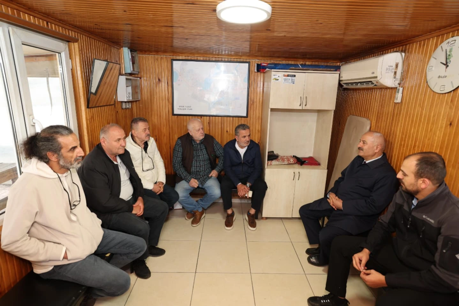 Büyükgöz yeni haftaya taksicilerle başladı