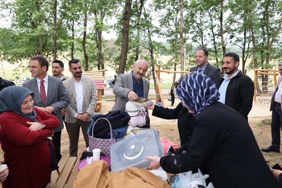 Başkan Büyükgöz, Cumaköy  Mesire’de Gençleri Ağırladı