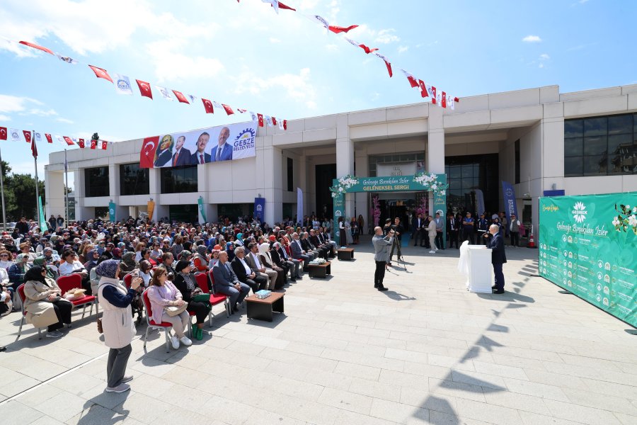 GESMEK’ten Hayata Dokunan Sergi