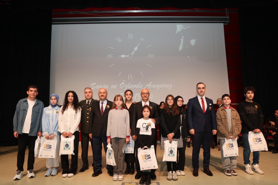 Gebze Atasını Saygıyla Andı 