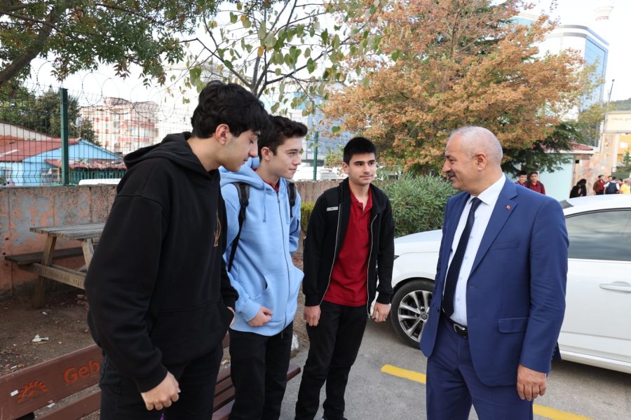 Başkan Büyükgöz Bayrak Töreninde