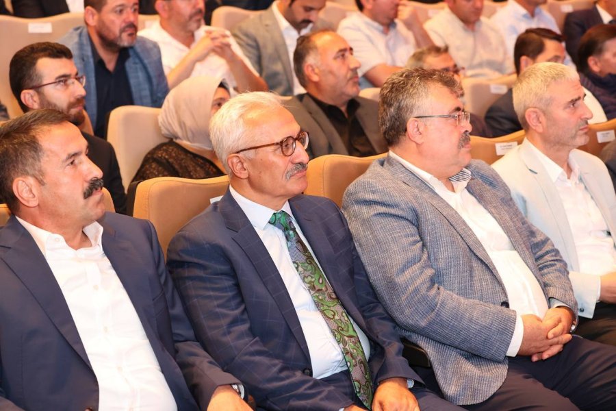 Gebze Belediyesi Hizmet ve Yatırım Dönem Toplantısında Konuşan Başkan BÜYÜKGÖZ: