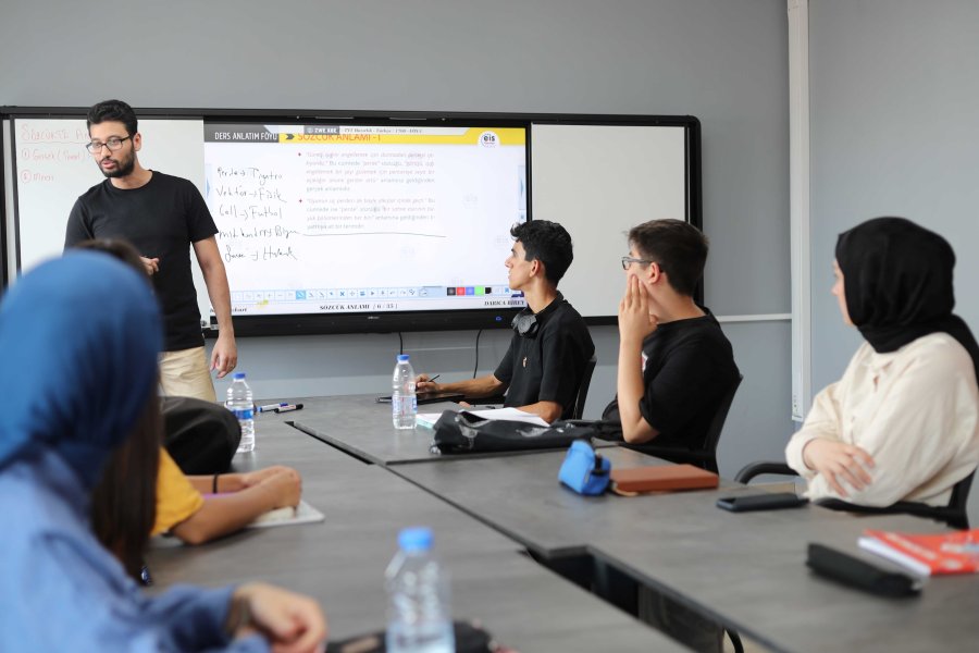 Güzide Gençlik’te Ders Zili Çaldı