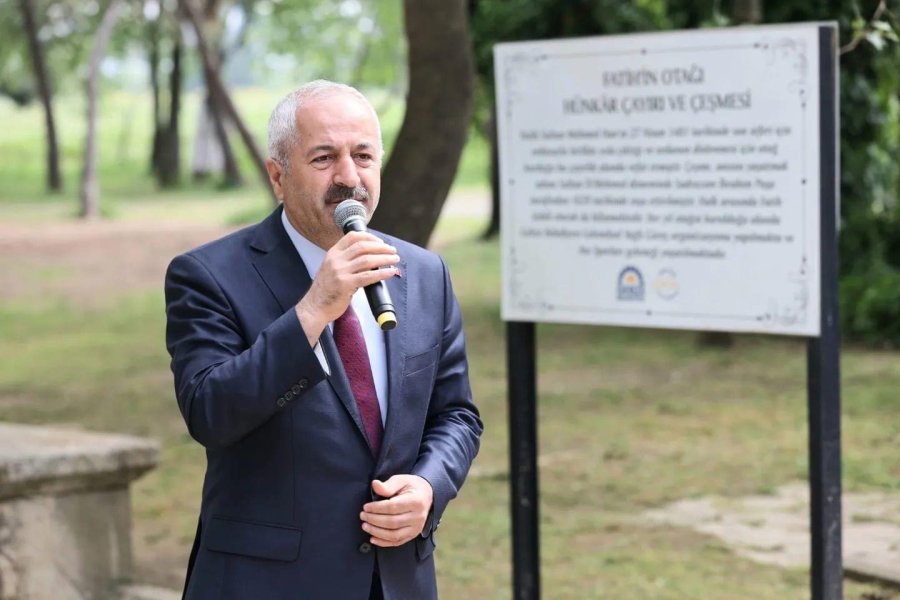 Fatih Sultan Mehmet Han Hünkar Çayırı’nda Dualarla Anıldı   