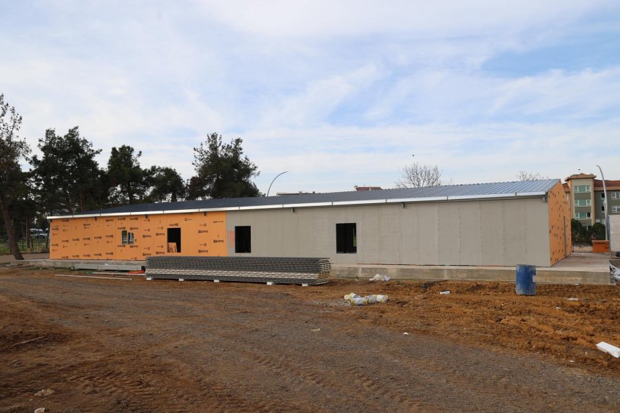 Başkan Büyükgöz Geçici Kaymakamlık Binasını İnceledi