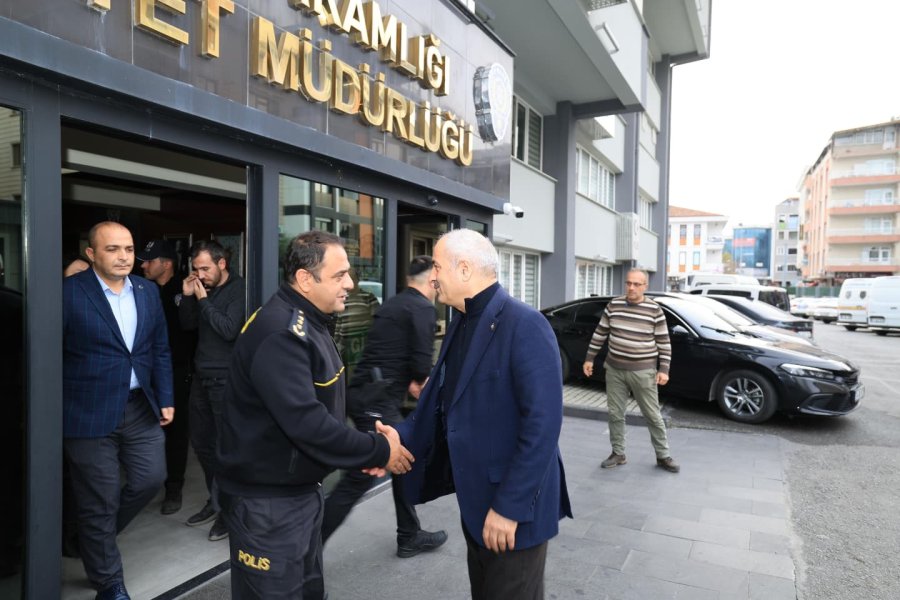  Belediyeden Emniyete Araç Desteği   