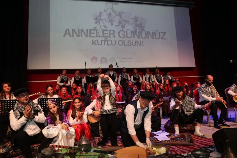  Başkan Büyükgöz’den Şehit Annesine Anlamlı Ziyaret 