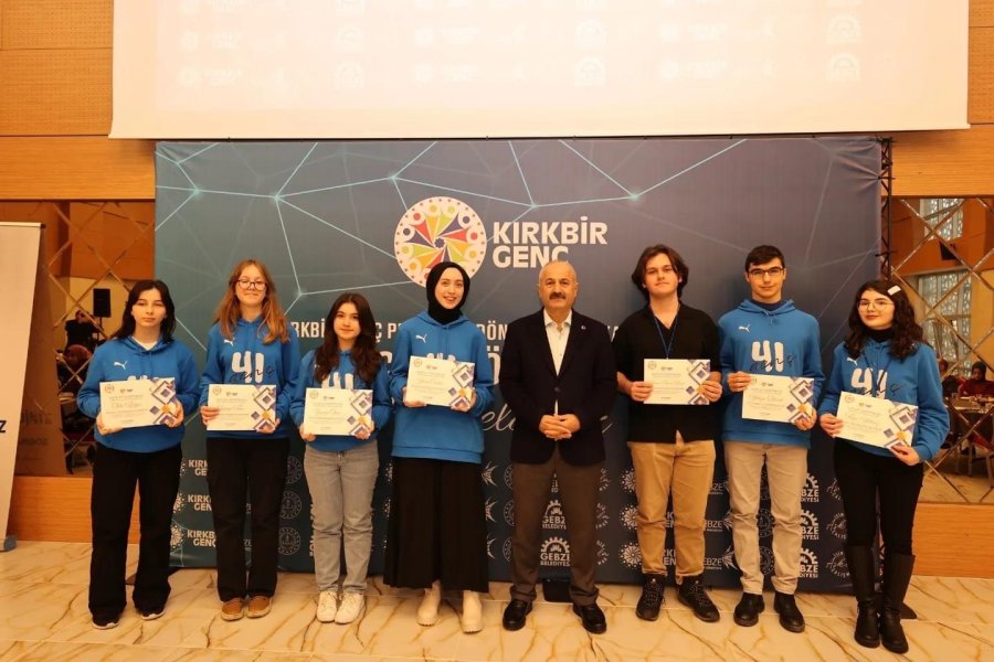 41 Genç’te Sertifikalar Başkan Büyükgöz’den 