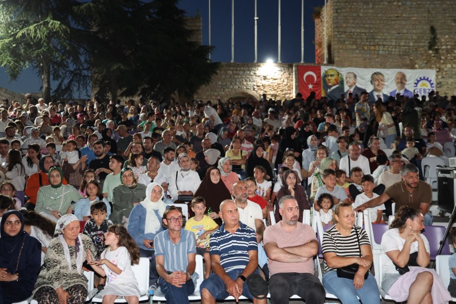 Eskihisar Kalesi’nde Çocukların Akşamı