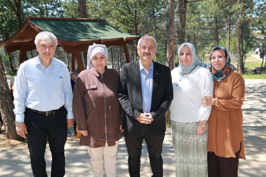 Başkan Büyükgöz, Şehrin Yeni Nefesi Pelitli Damgatepe Mesire Alanı’nda Vatandaşlarla Buluştu