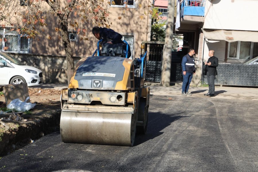 Topçular–İstasyon Caddesi Arasında 90 Sokakta Yol Çalışması